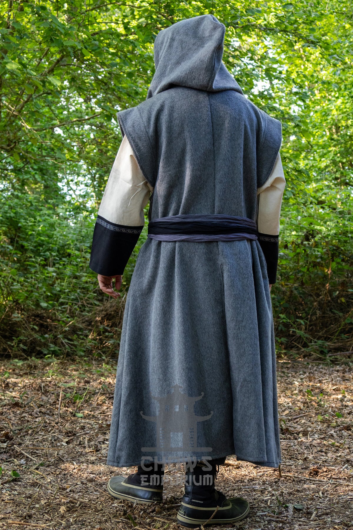 Grey Hooded Sleeveless Robe