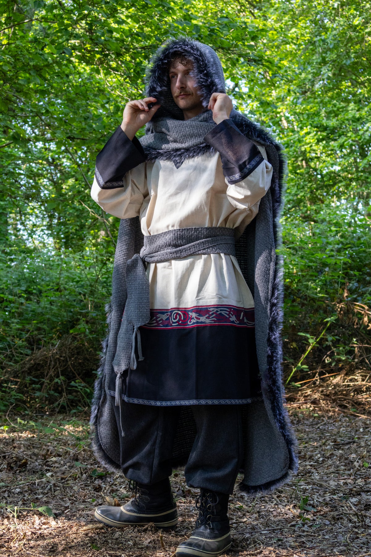 Grey Viking Fur-Trim Cape with Sash