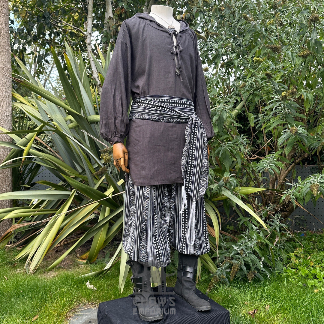 Hooded medieval shirt in grey cotton-linen, front view.