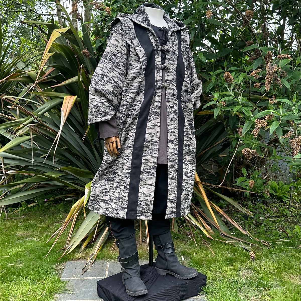 Medieval LARP hooded robe with black stripes.
