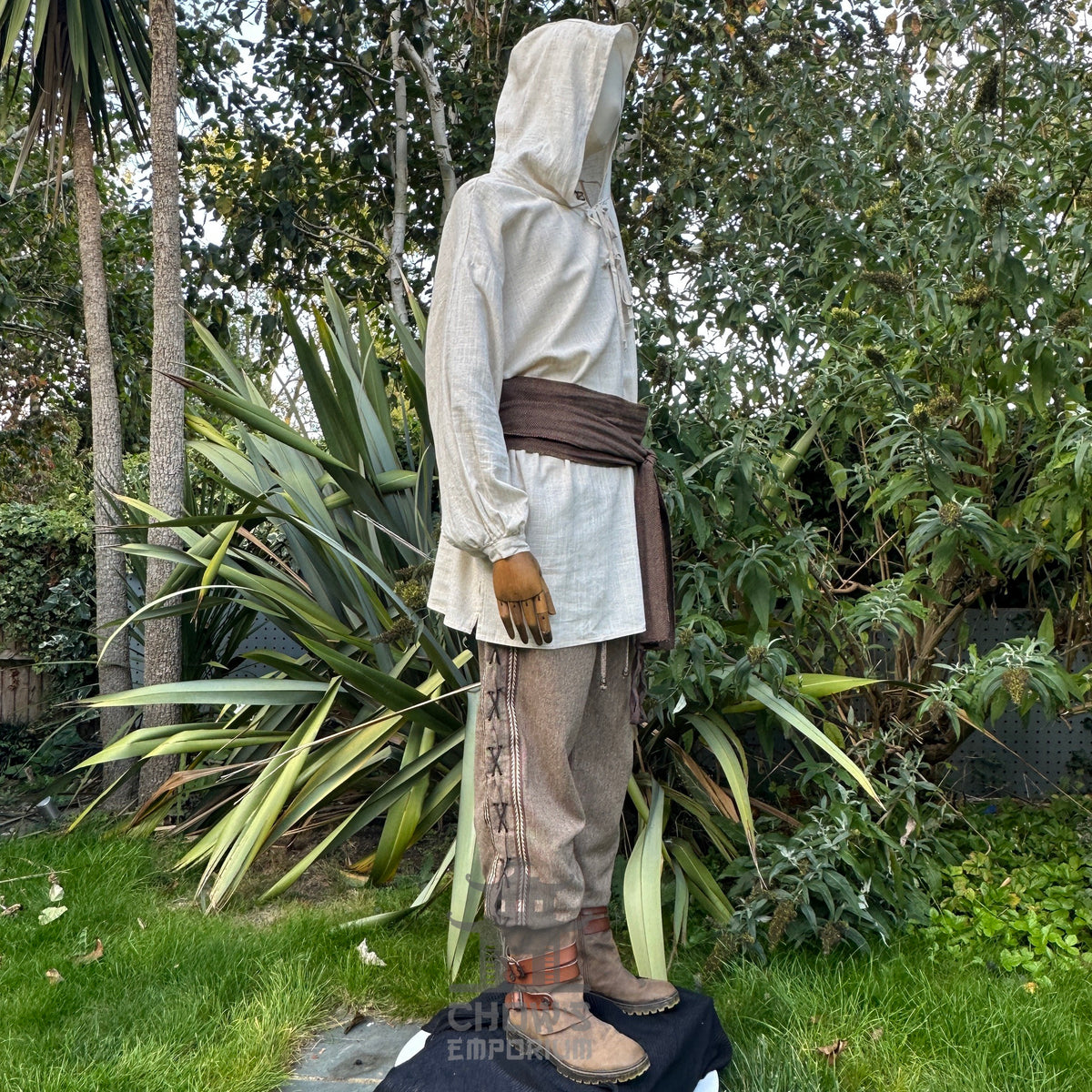 Hooded medieval shirt in natural cotton, side view for LARP attire.