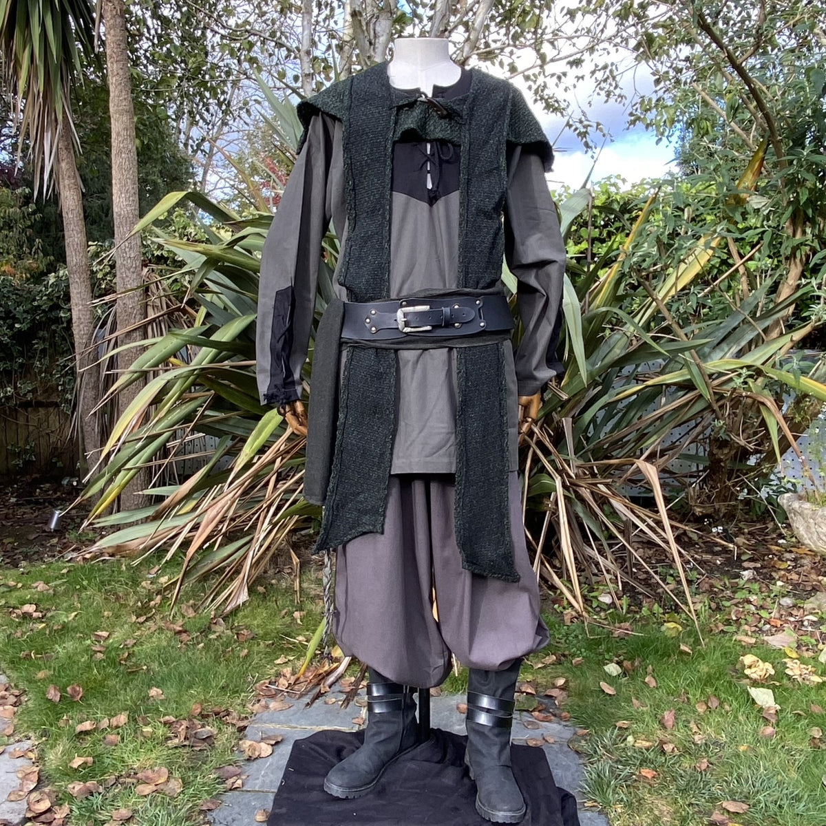 Medieval LARP outfit with belted coat.