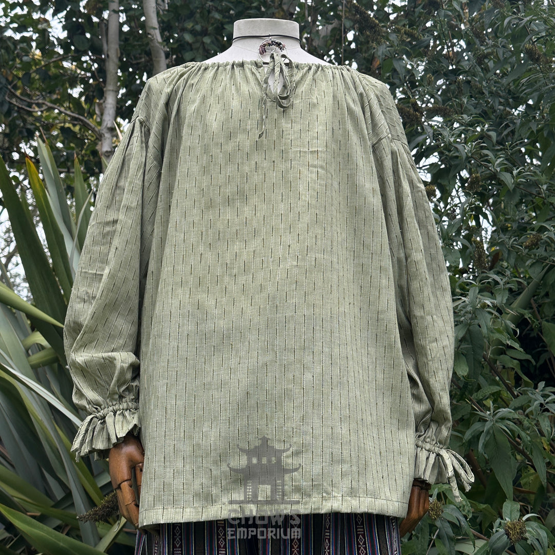 cotton medieval shirt in green for reenactment wear.