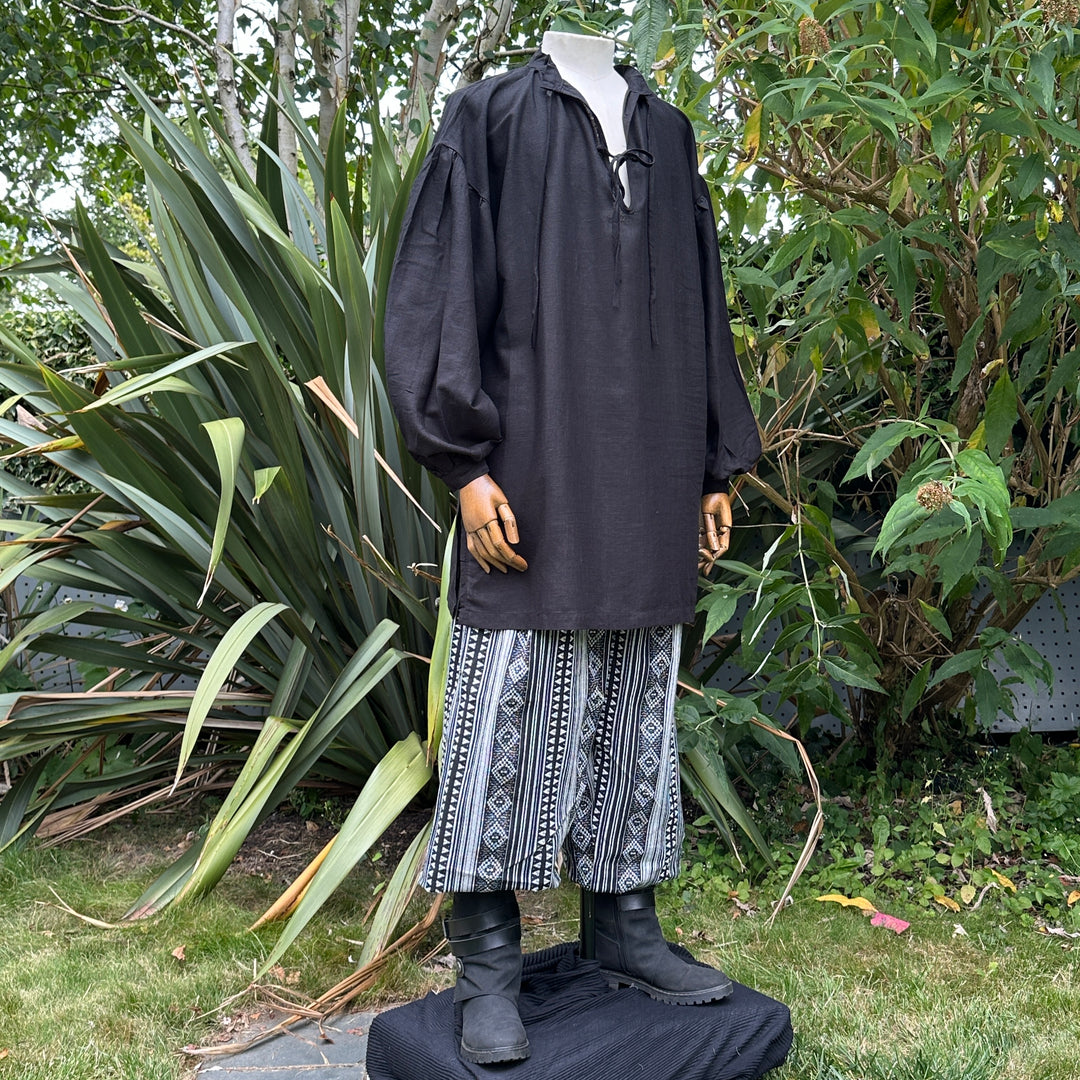 Medieval LARP outfit on mannequin, side angle.