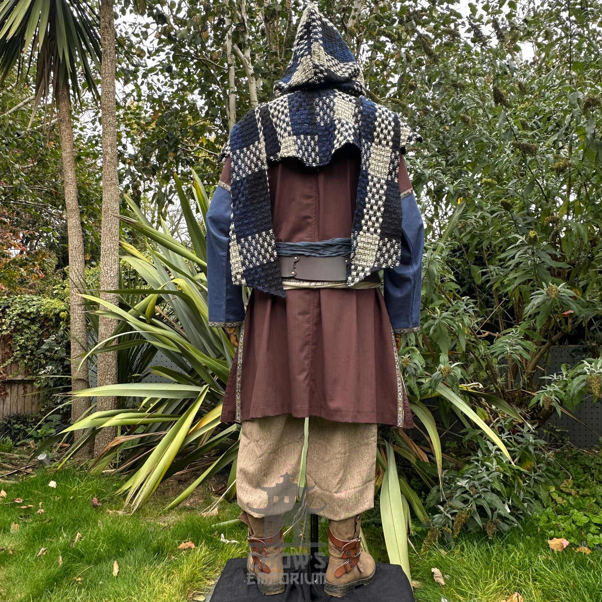 Brown tunic, blue sleeves, checked hood, tan trousers, LARP outfit.