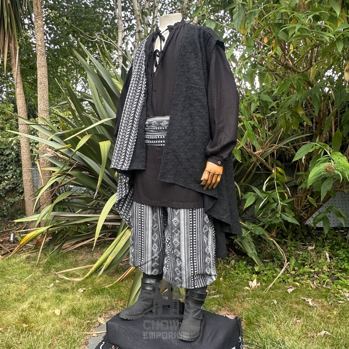 Pirate panel waistcoat and sash in black and white for medieval LARP.