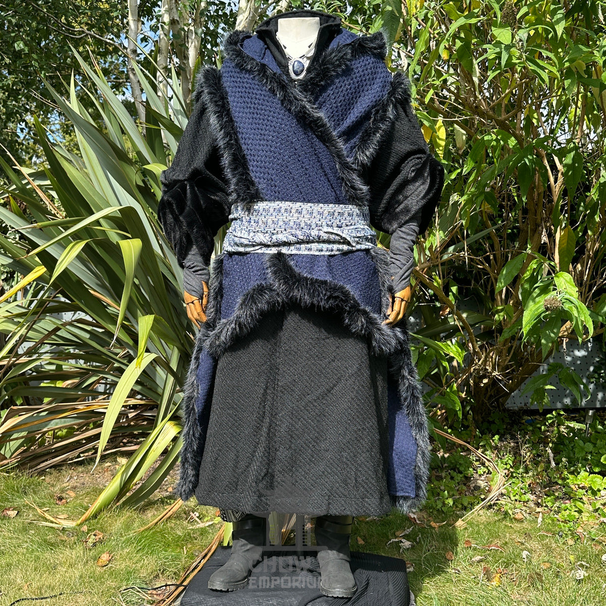 Medieval LARP set with black and blue robe, fur-trimmed cape, and sash.