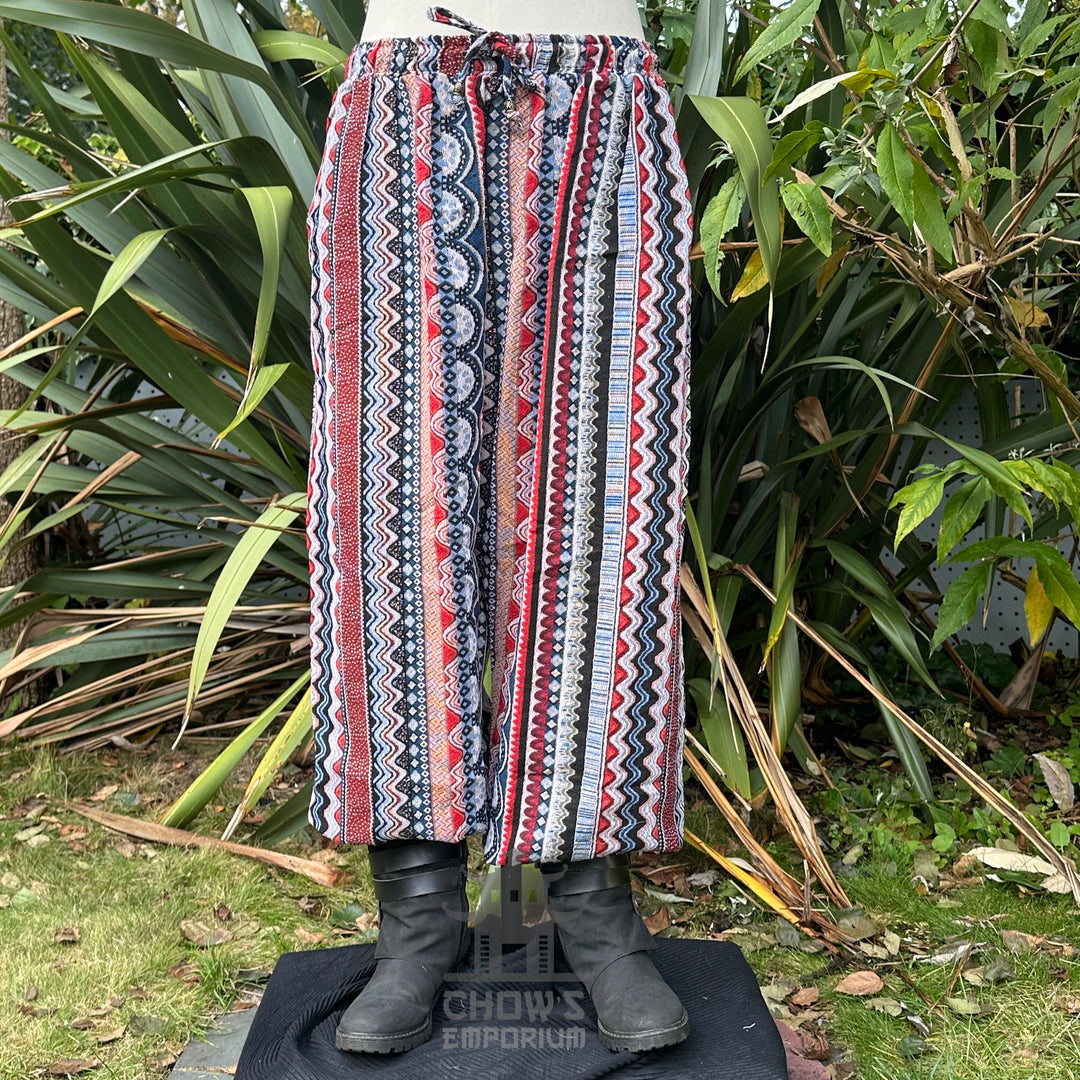 nordic zigzag cotton medieval hero pants for LARP.