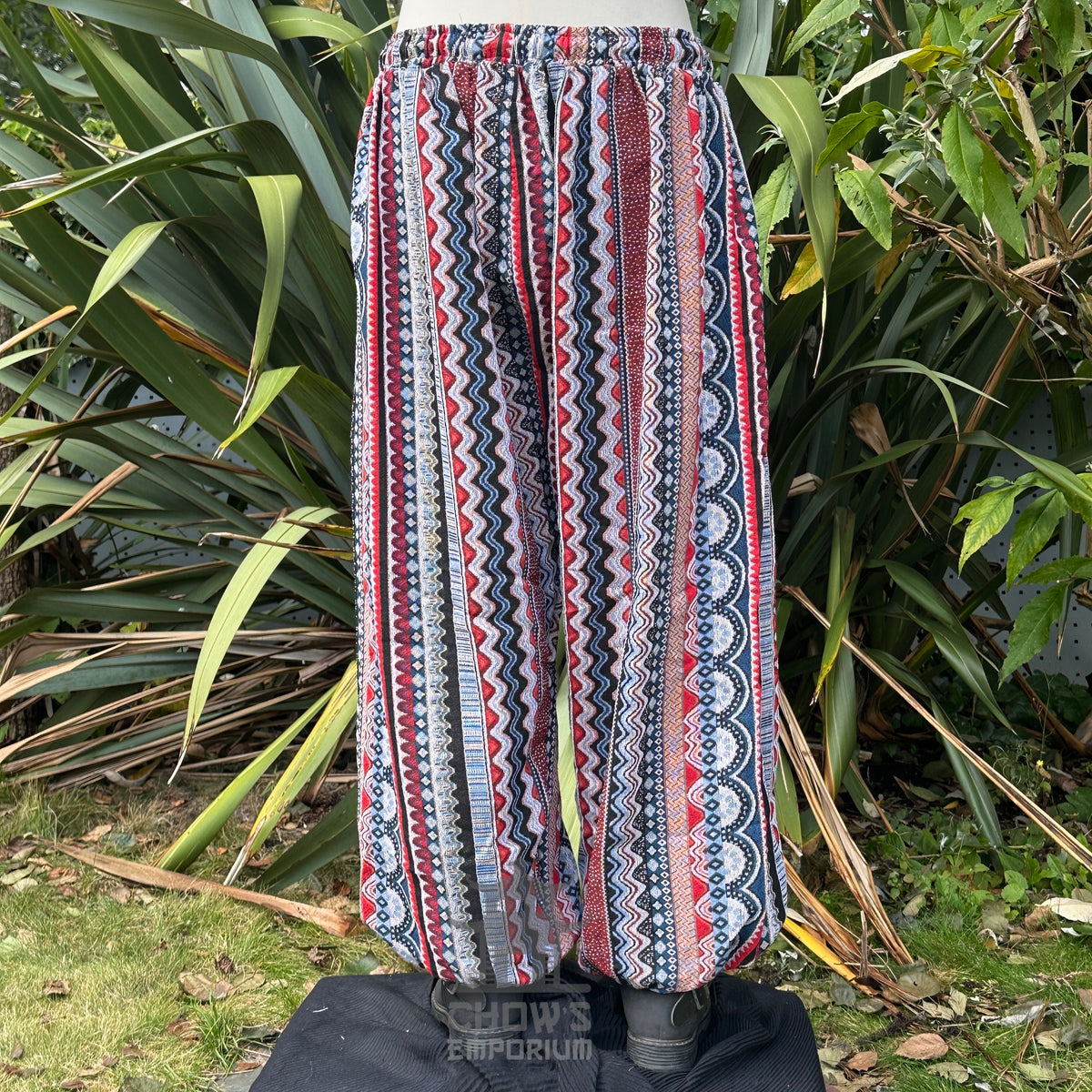 Nordic Zigzag Cotton Medieval Hero Pants with vibrant patterns for LARP events.