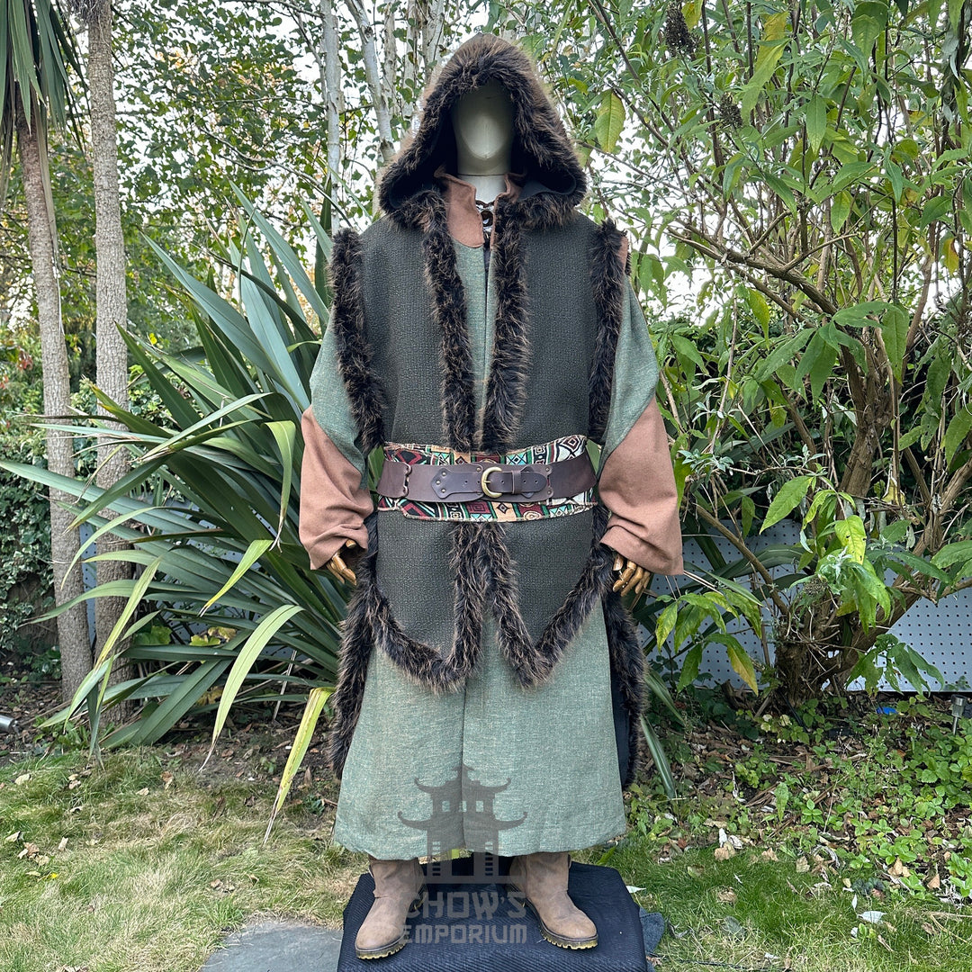 Medieval LARP warlock outfit, front view, brown fur-trimmed cloak with belt.