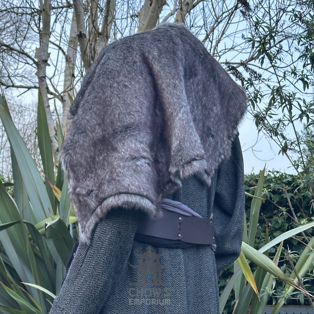 Grey fur mantle draped over shoulders, medieval LARP style.