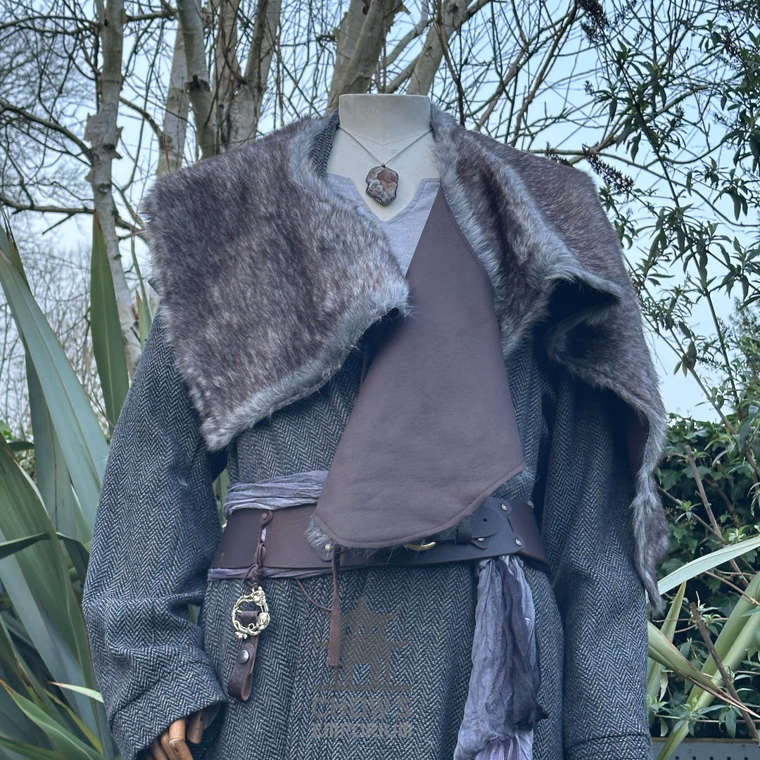 Grey LARP cape with fur mantle, front view, perfect for medieval costumes.