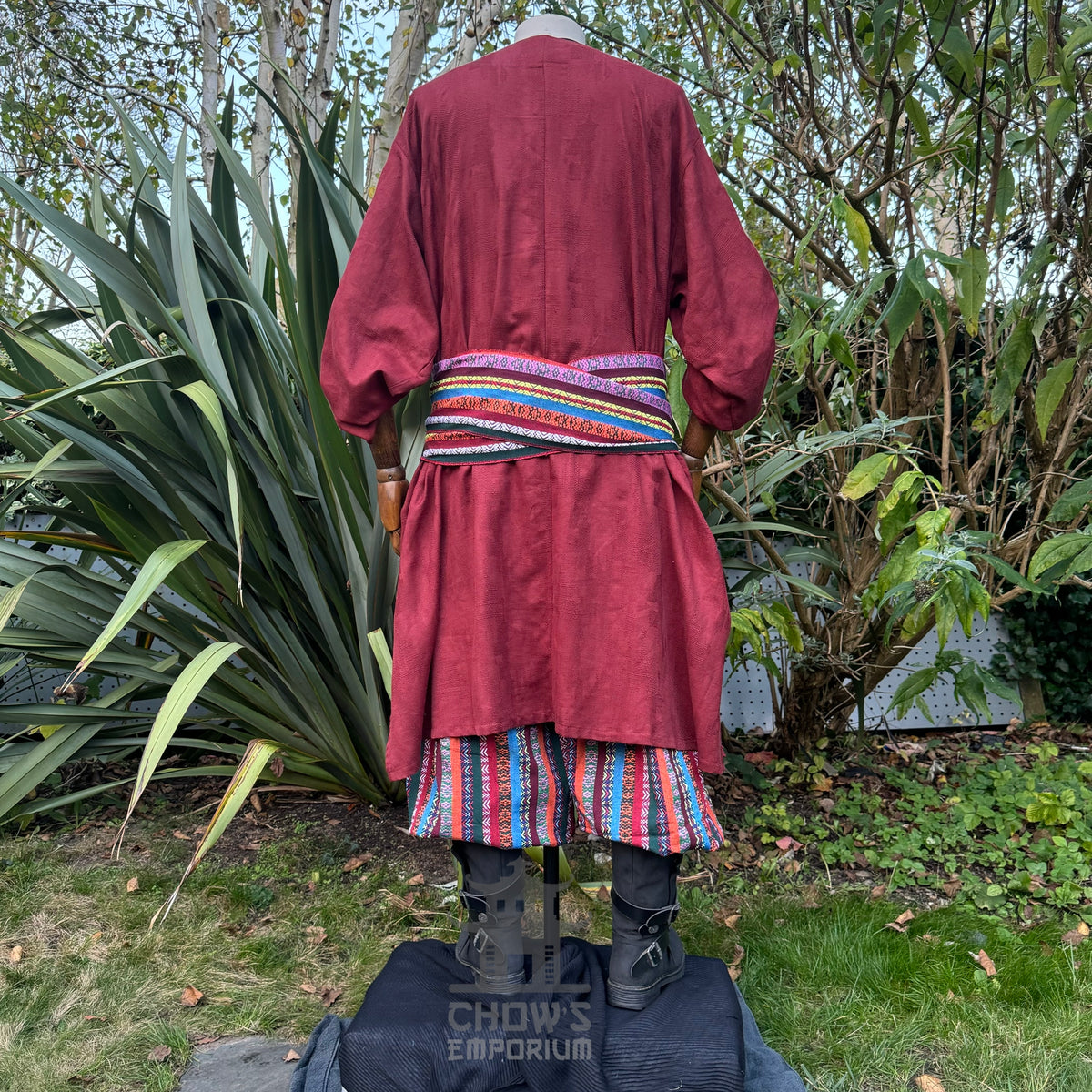 Red medieval tunic in textured cotton, back view.