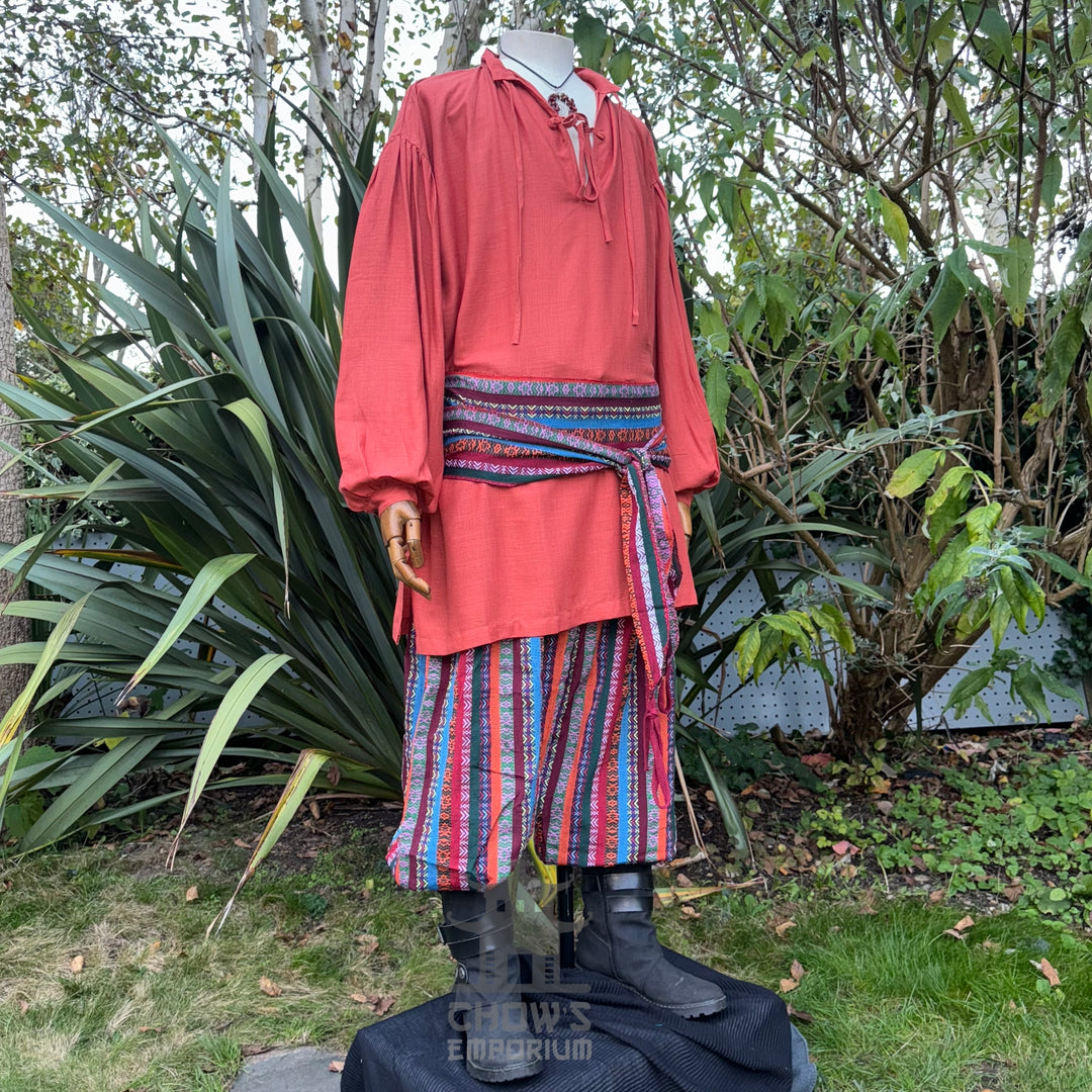 Rust cotton medieval shirt with long sleeves, side view for LARP events.