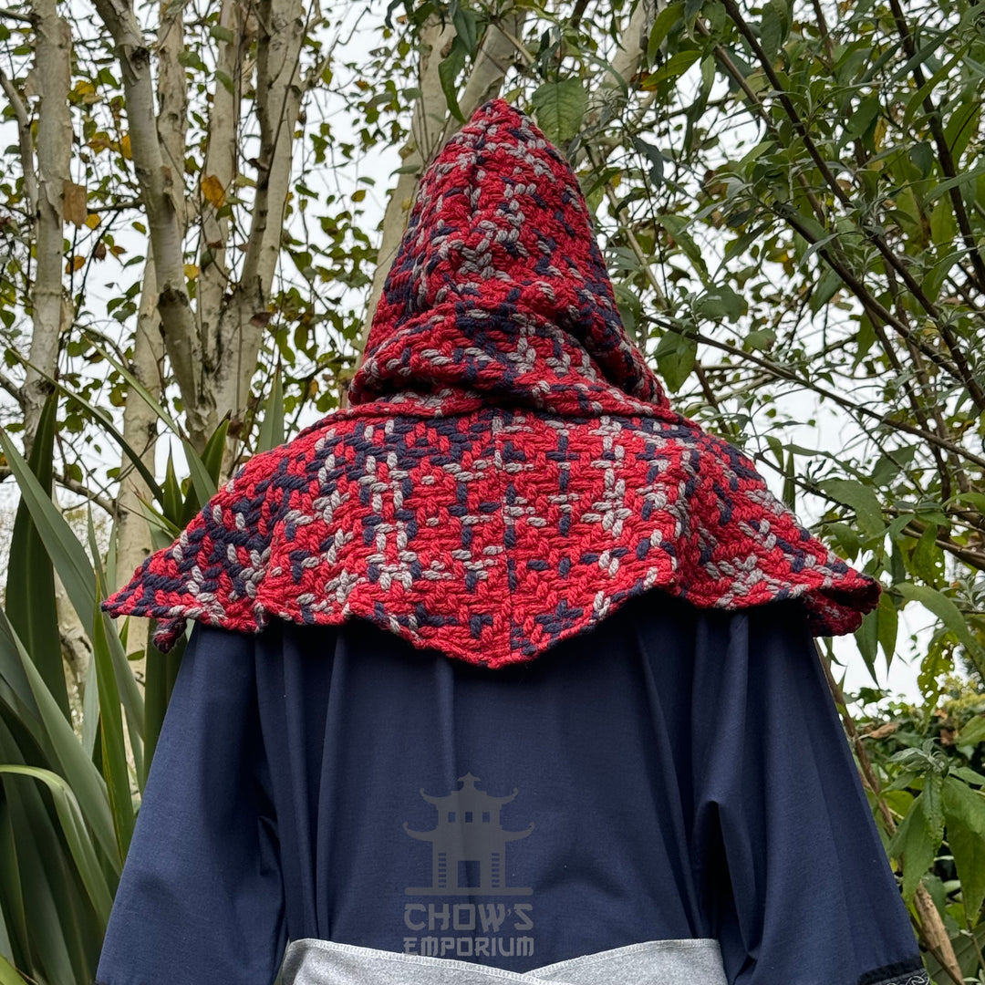 Red tricolour wool scarf hood, back view, ideal for medieval LARP events.