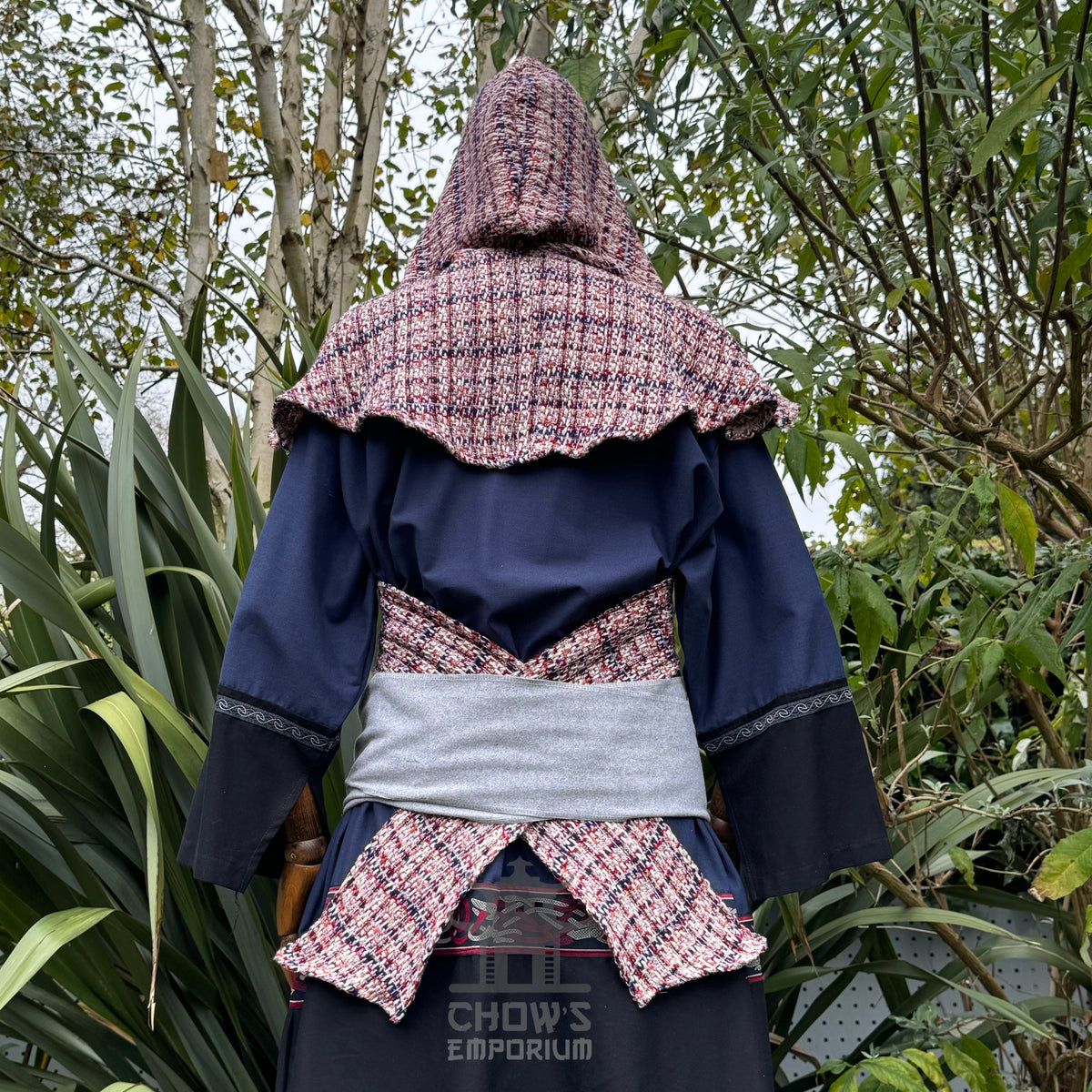 Tricolour wool scarf hood in medieval style, rear view.