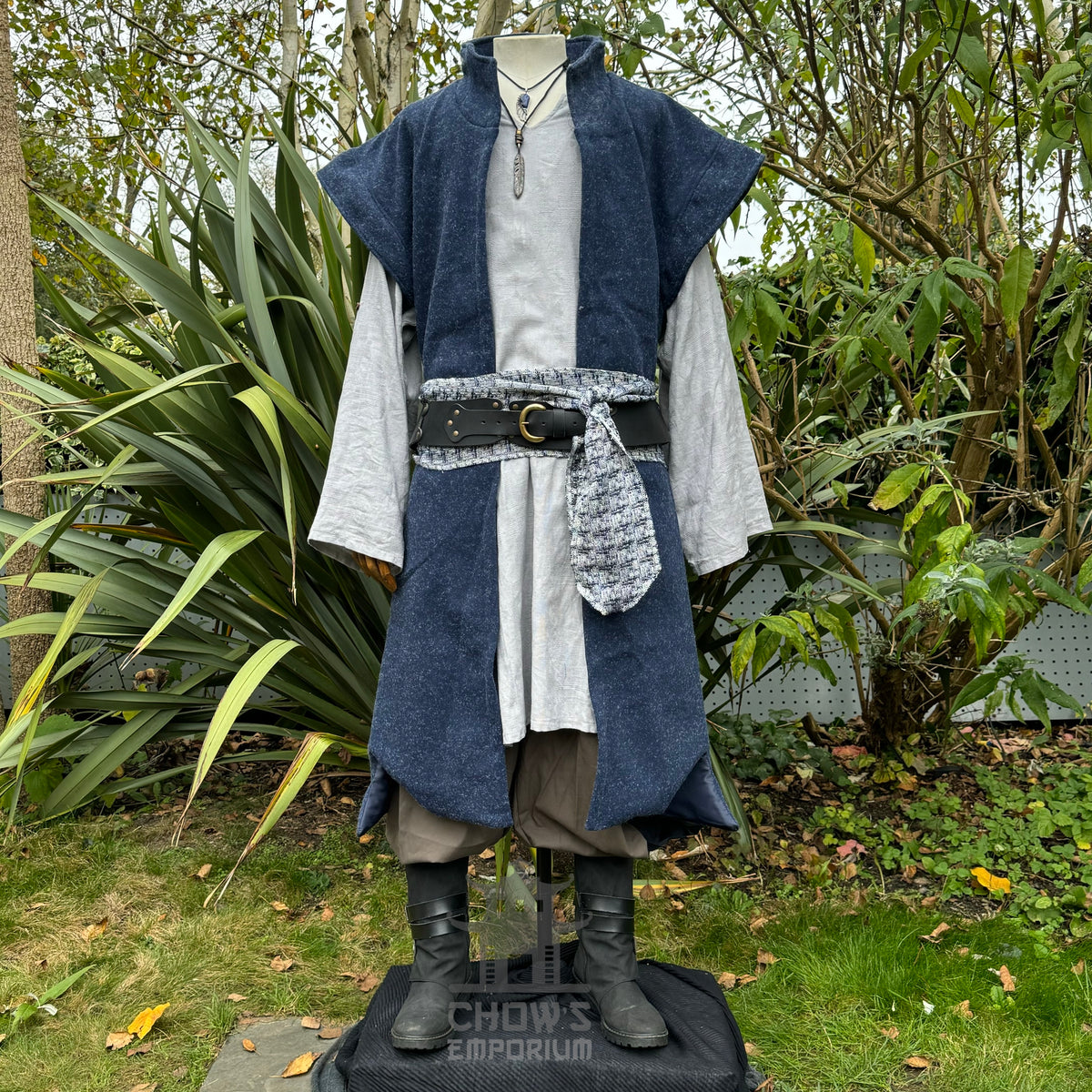 Elven Sage LARP outfit set, dark blue waistcoat, light tunic.