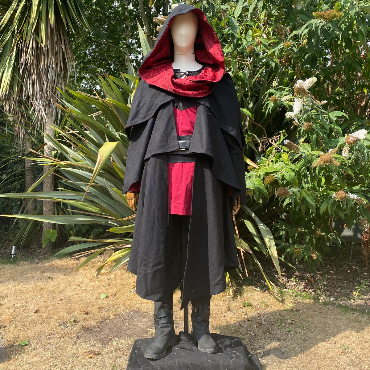 LARP Blood Mage set: black cloak and belt, red shirt, trousers.