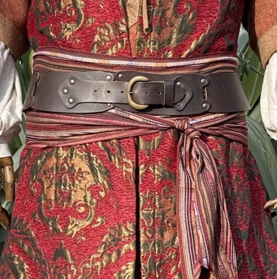 Gilded Crimson Duke Set, 4+ pieces (Waistcoat, Shirt, Sash & Necklace)