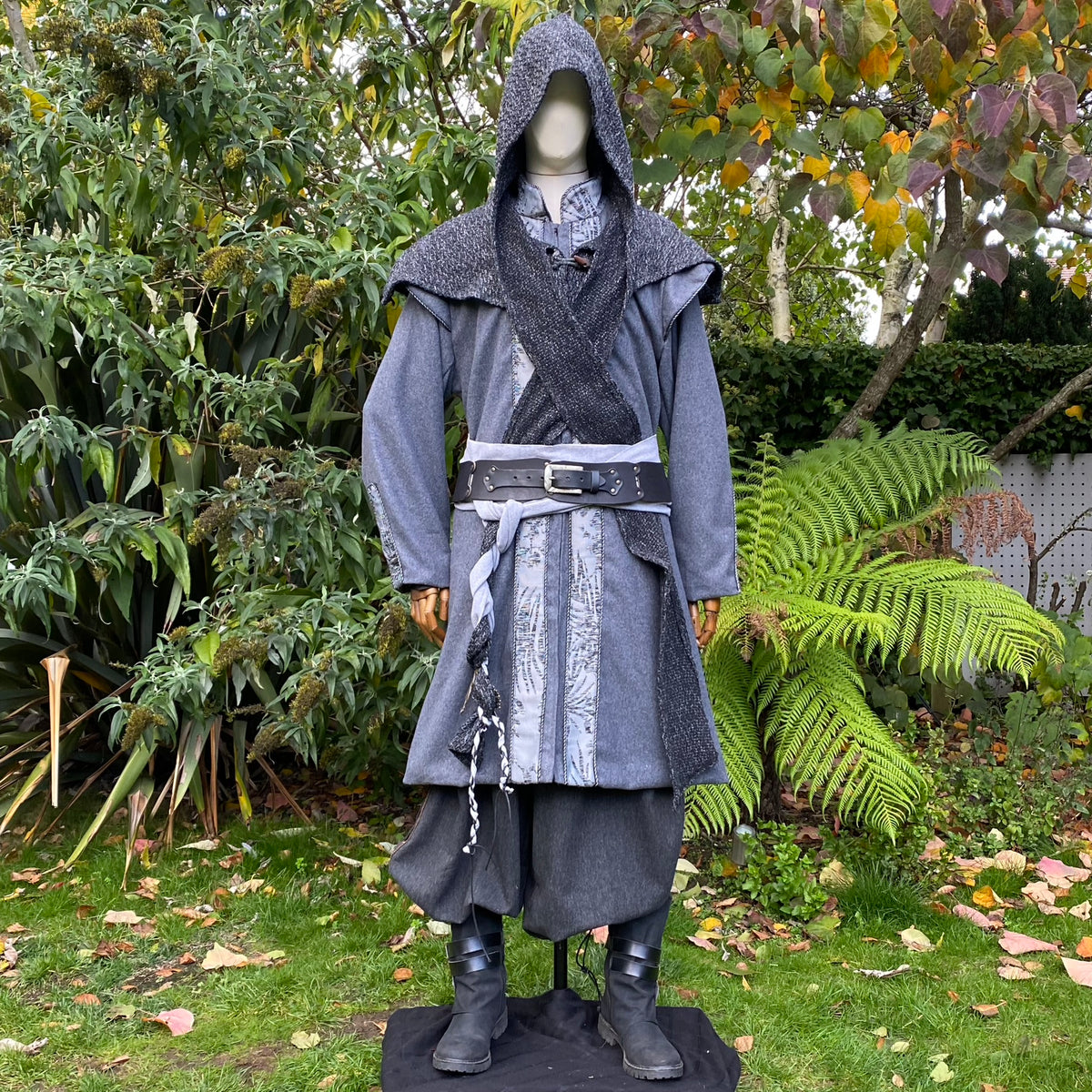 Hooded LARP spellcaster outfit with waist sash.