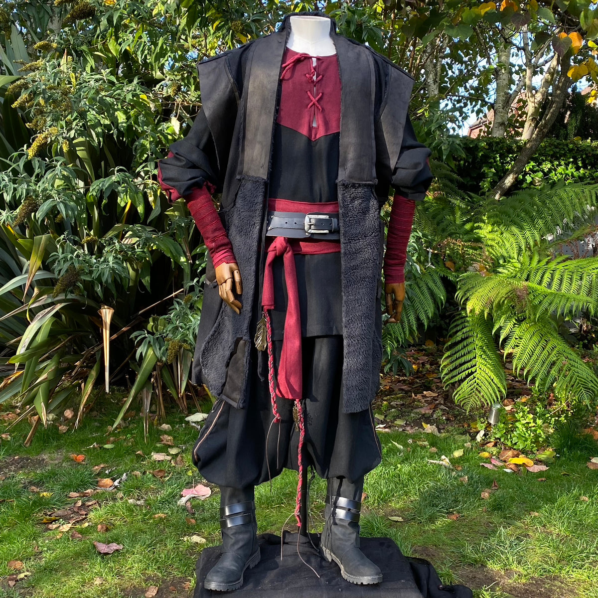 Mannequin in medieval LARP waistcoat, black faux leather.