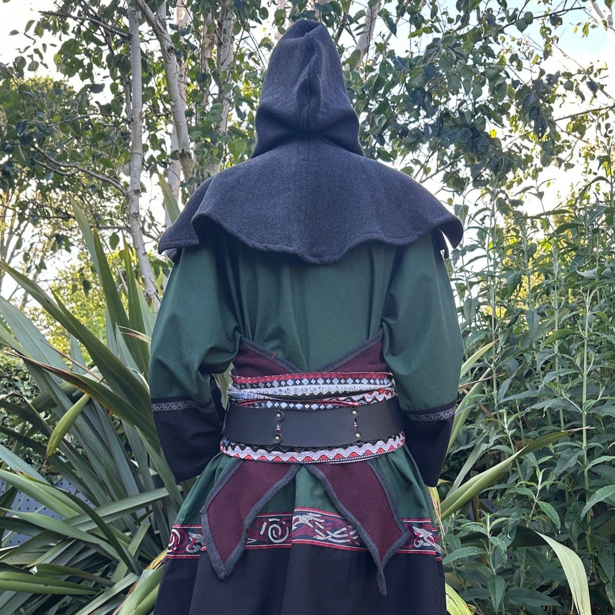 Grey maroon wool scarf hood for LARP, rear view, medieval style.