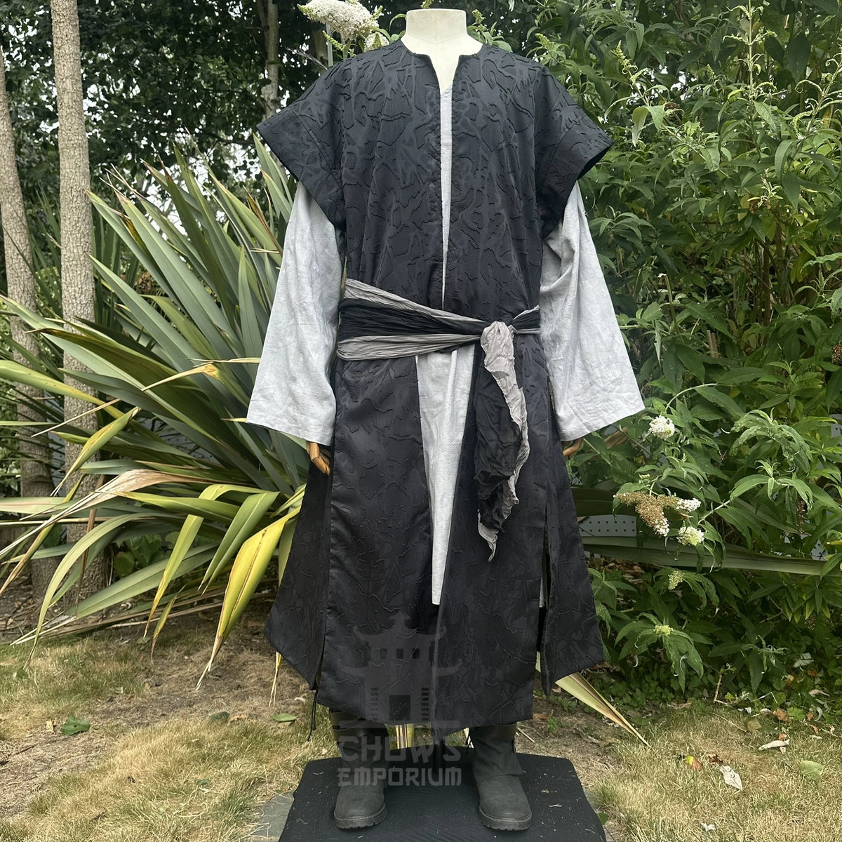 Black Lightweight Panelled Waistcoat