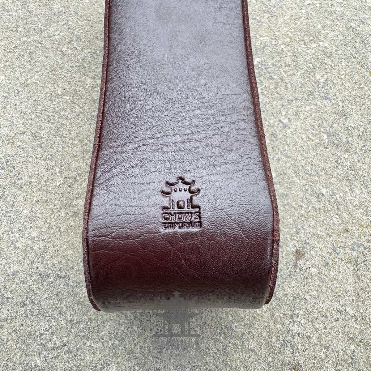 Curved 28oz Hip Flask with Shoulder Strap
