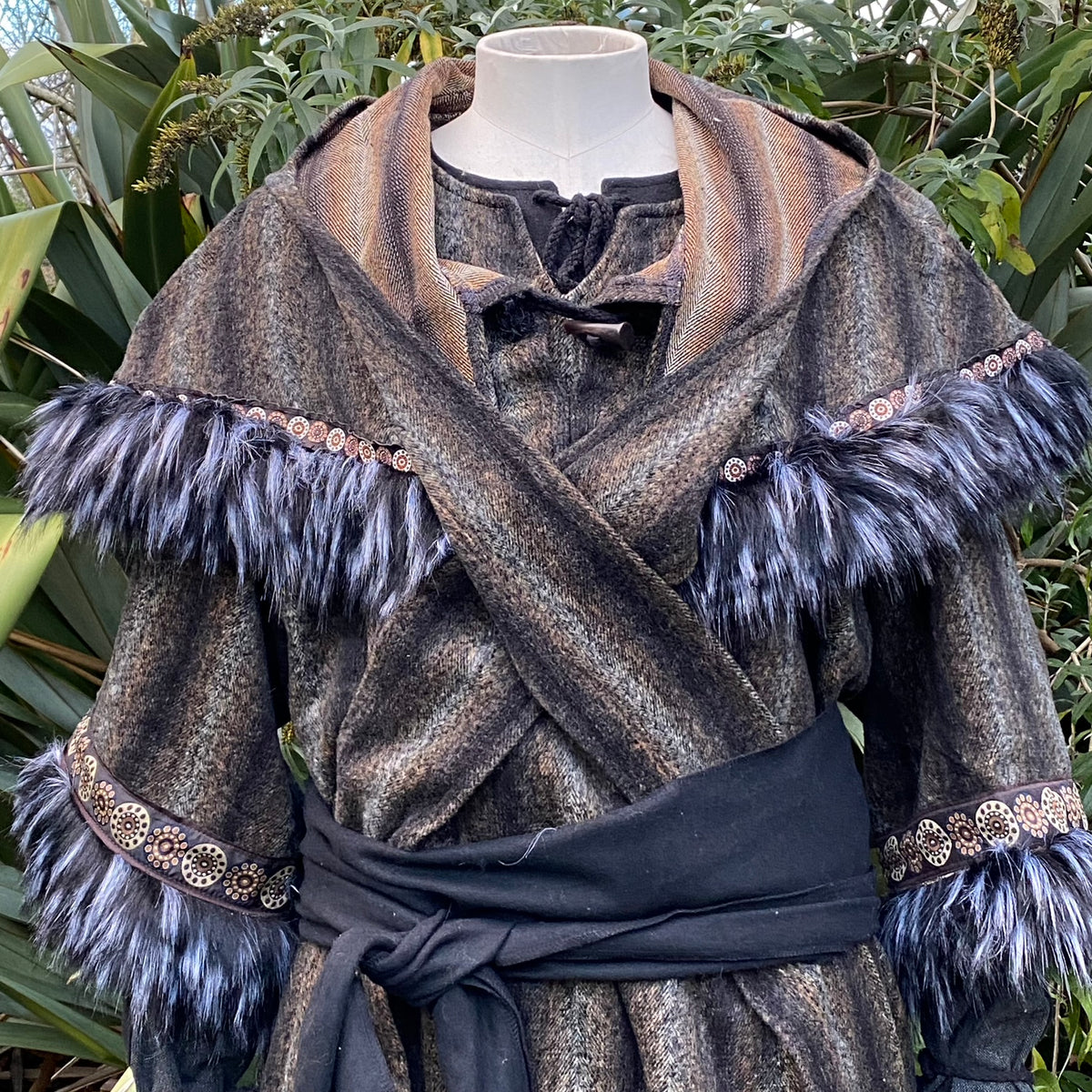 Dark textured LARP outfit set with fur trim, featuring cloak and sash, front view.