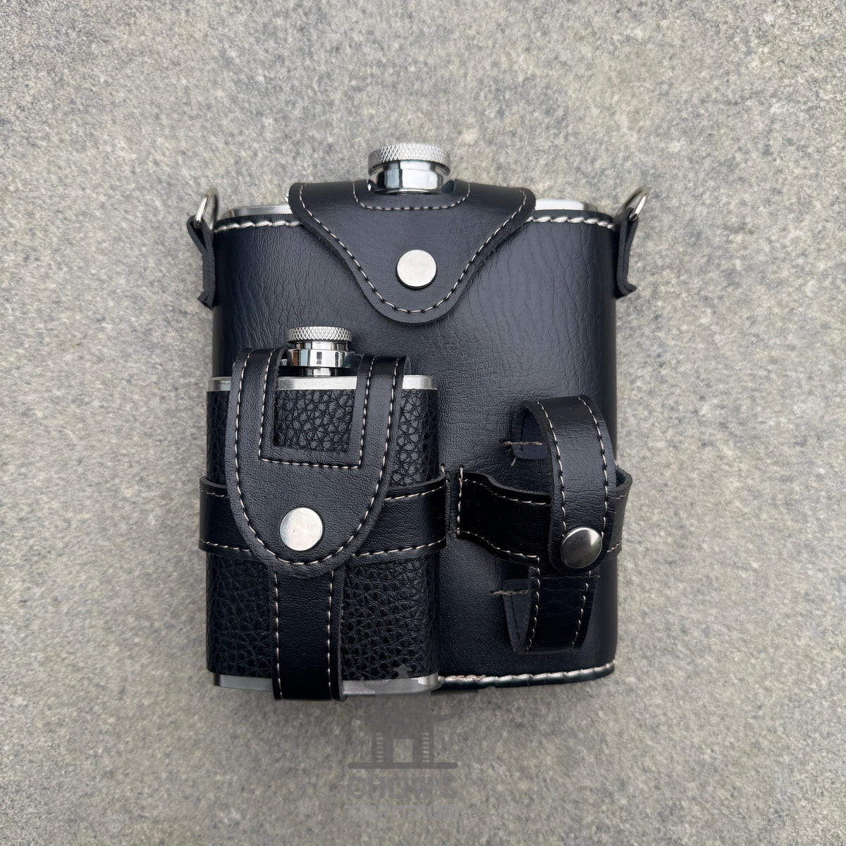 Hip Flask with Mini Flask and Pouches 18oz
