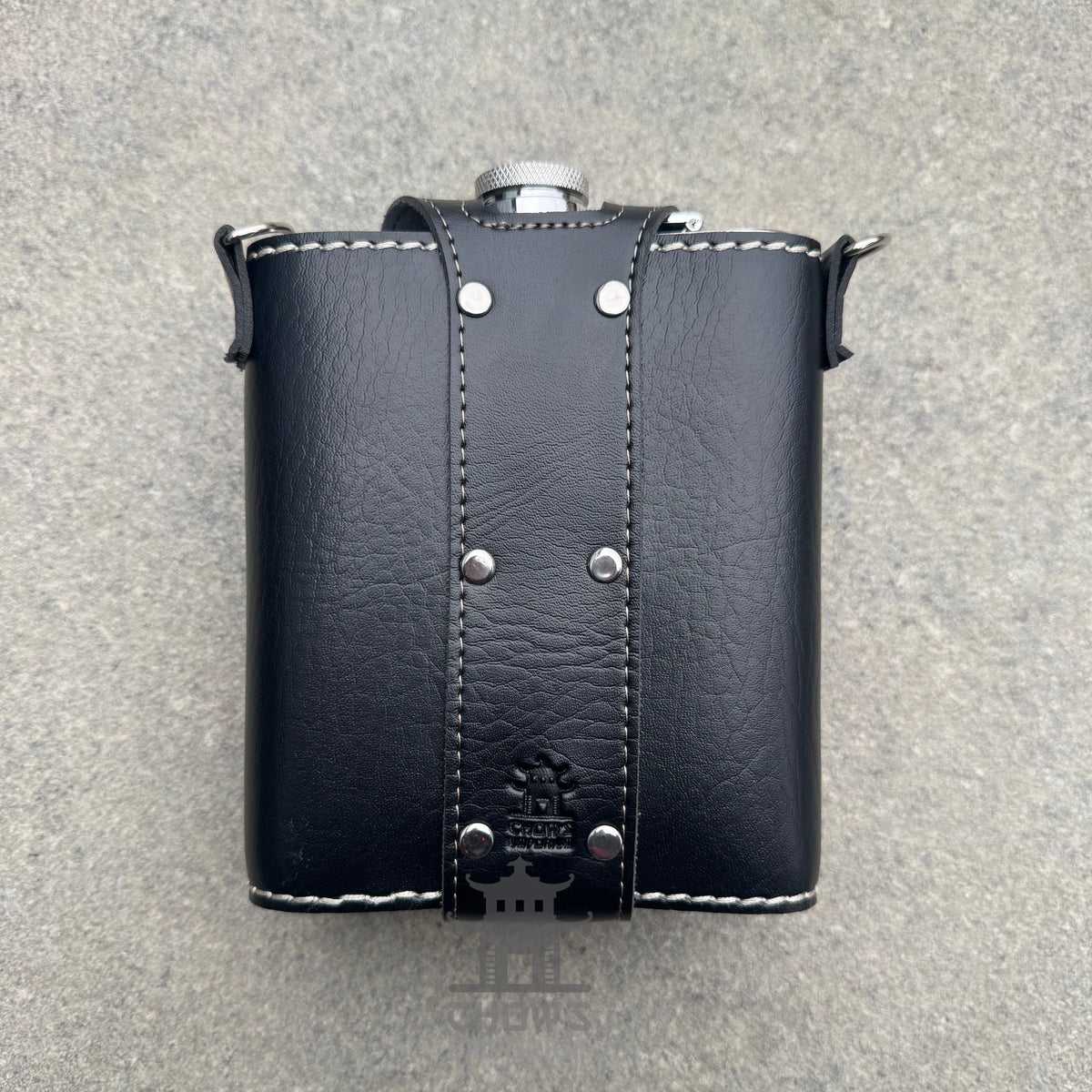 Hip Flask with Mini Flask and Pouches 18oz