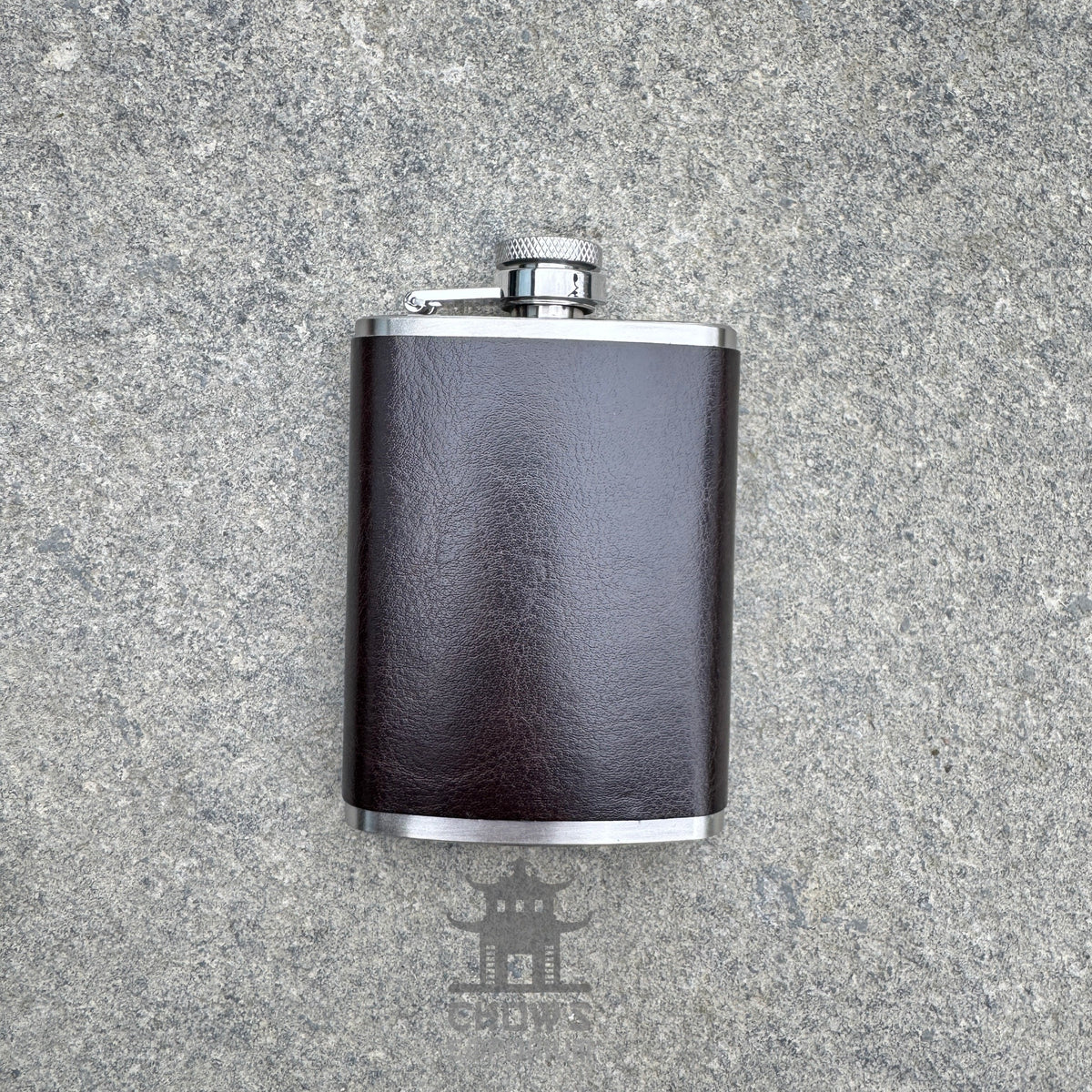 Hip Flask with Mini Flask and Pouches 18oz