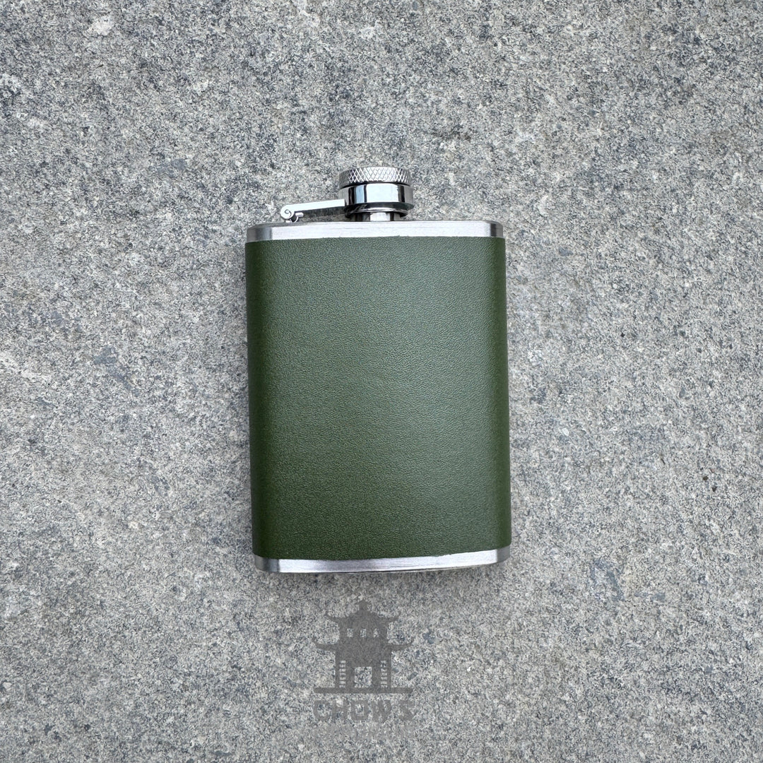 Hip Flask with Mini Flask and Pouches 18oz