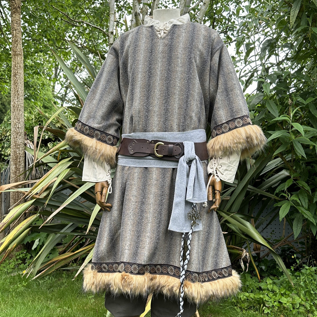 brown grey barbarian fur-trim tunic for LARP.