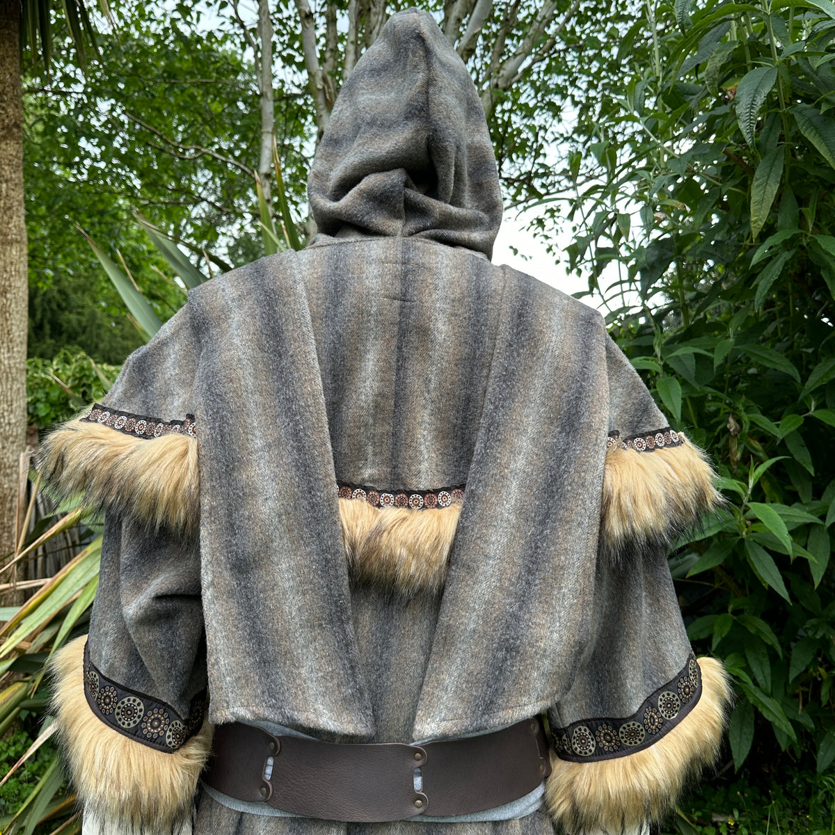 Brown and grey mohair hood with faux fur trim, back view, medieval style.