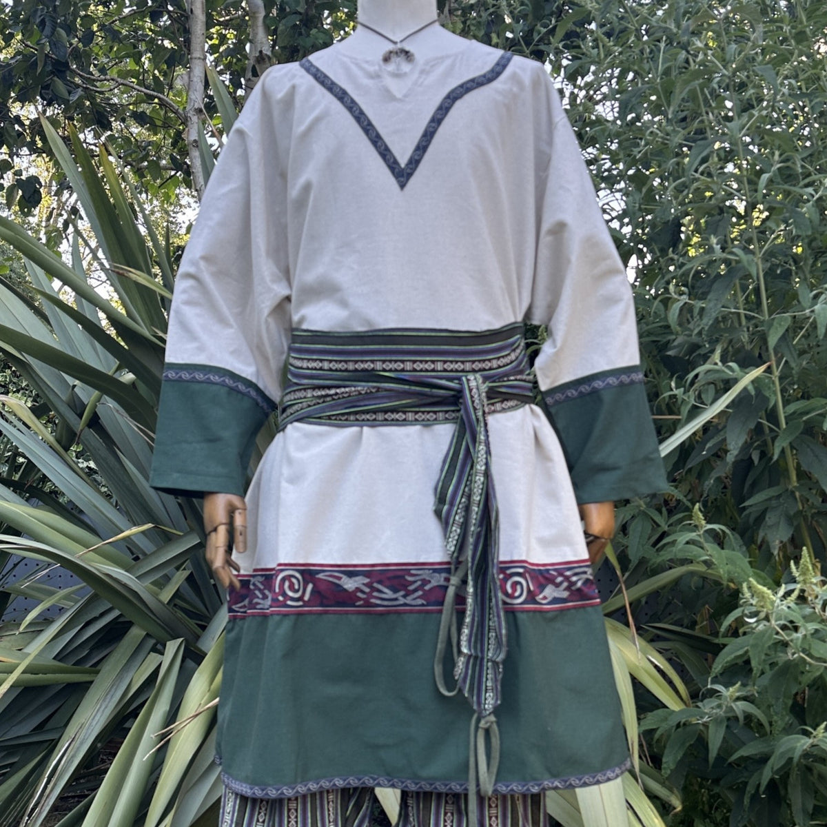 Forest Master LARP Outfit - 5+ Pieces (Waistcoat, Hood, Vambraces, Tunic & Sash)
