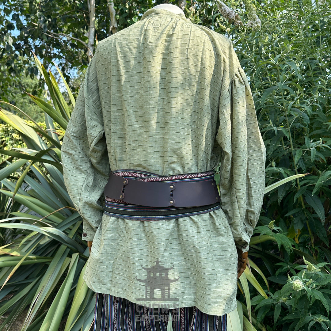 medieval shirt in textured green cotton-linen for fantasy costume.