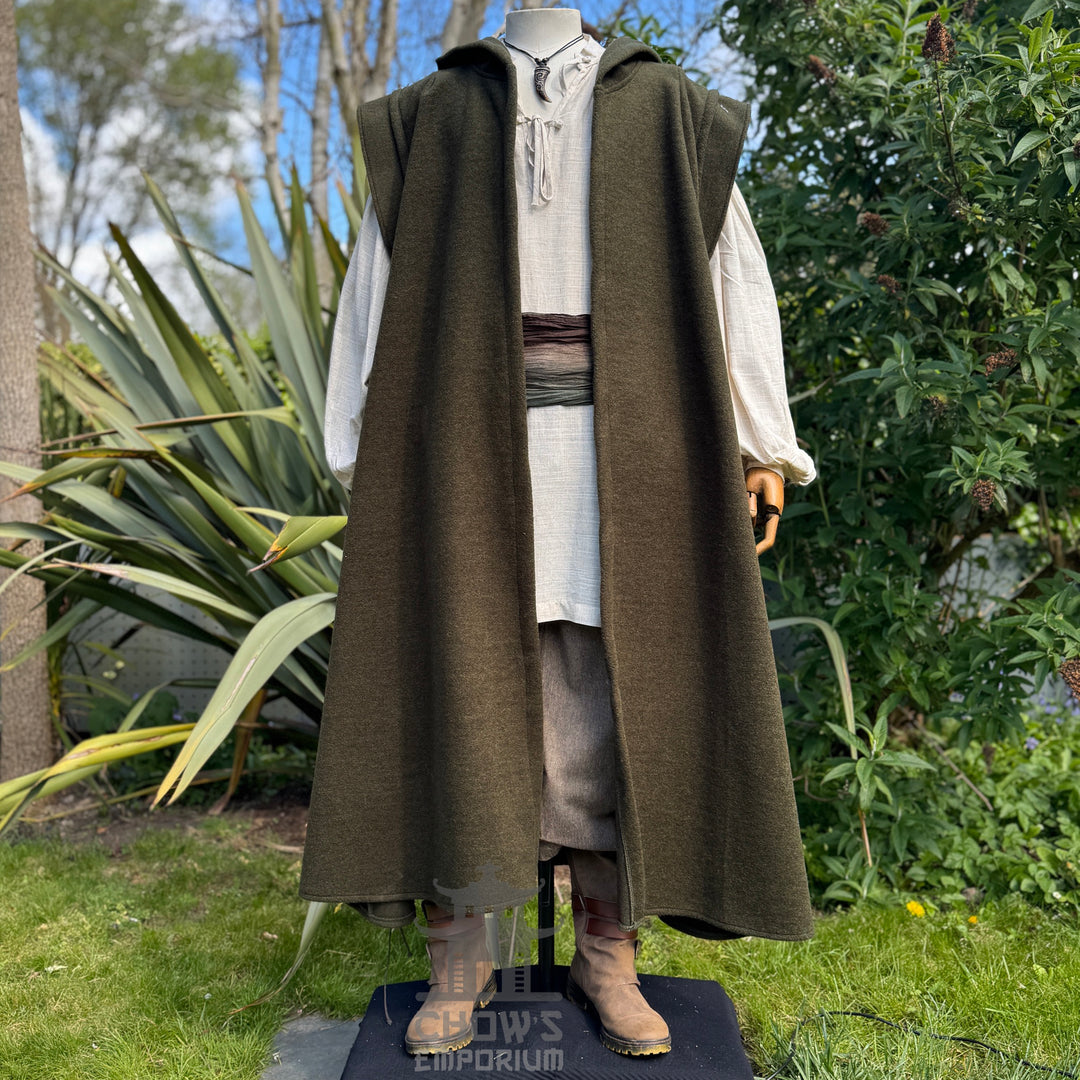 Green Hooded Sleeveless Robe