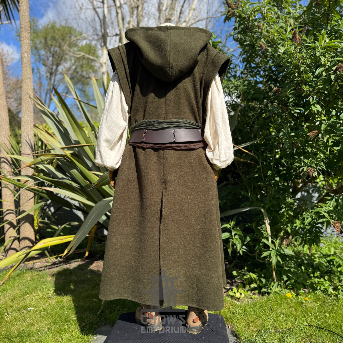 Green Hooded Sleeveless Robe