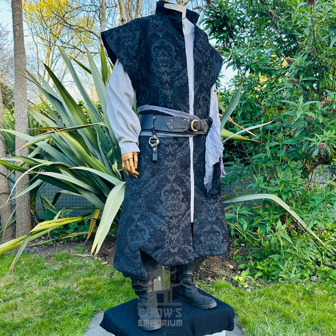 Side view of the black V-cut tailcoat waistcoat for a noble LARP character