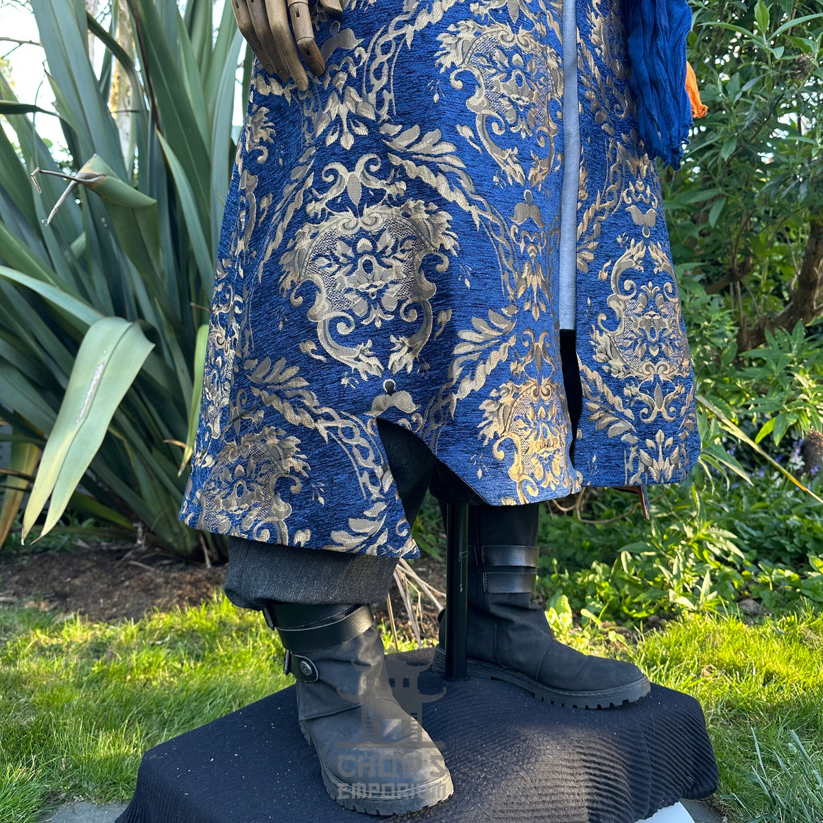Azure Lord Outfit Set, 4+ pieces, Blue &amp; Gold (Waistcoat, Shirt, Sash &amp; Necklace)