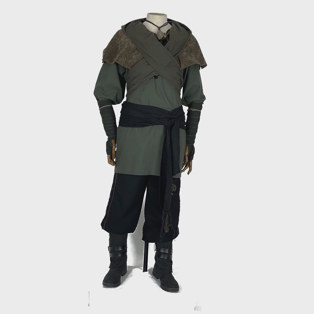 5 Piece Green &amp; Black Outfit (Hood, Arm Wraps, Shirt, Pants, Sash)