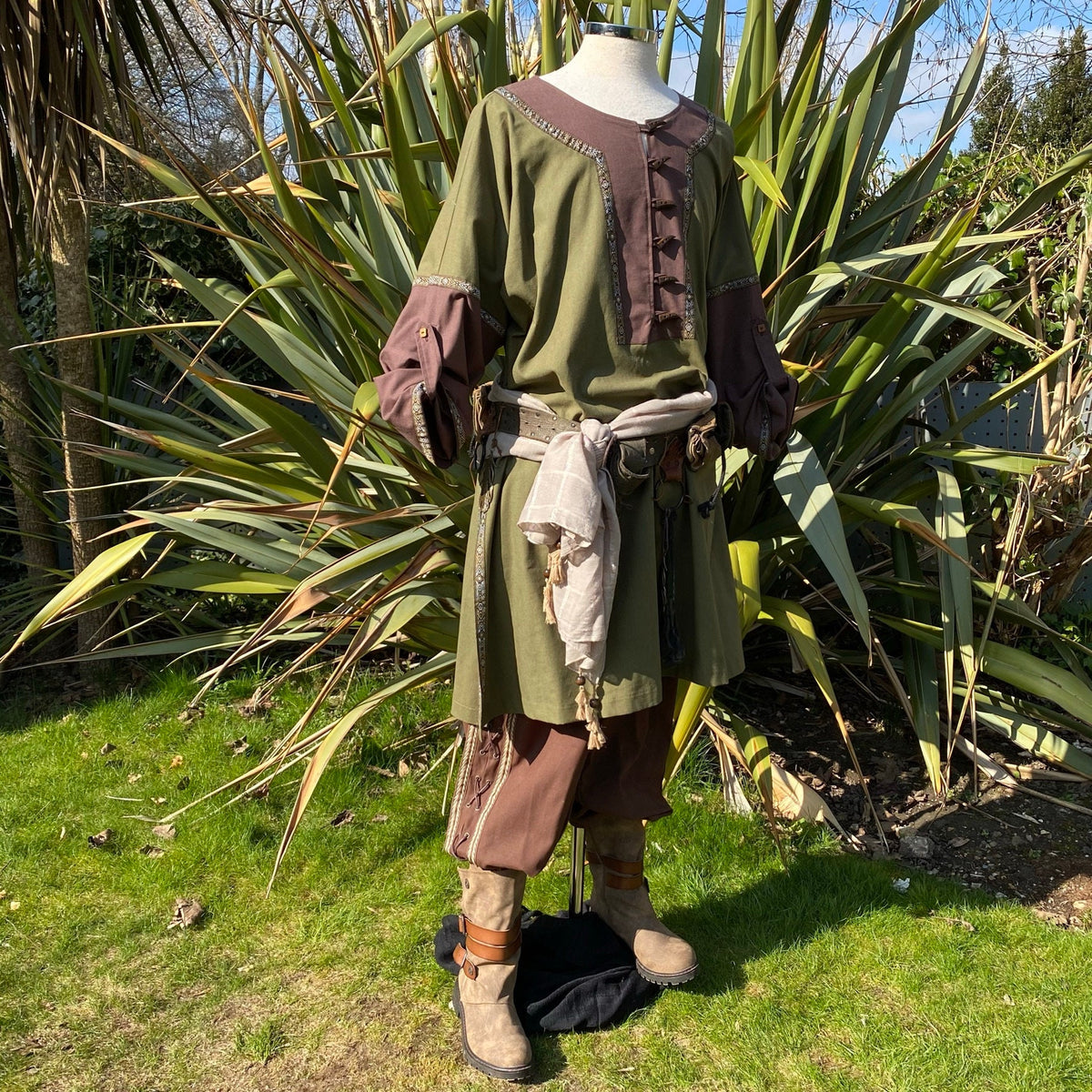 LARP green and brown tunic with layered belts, side.