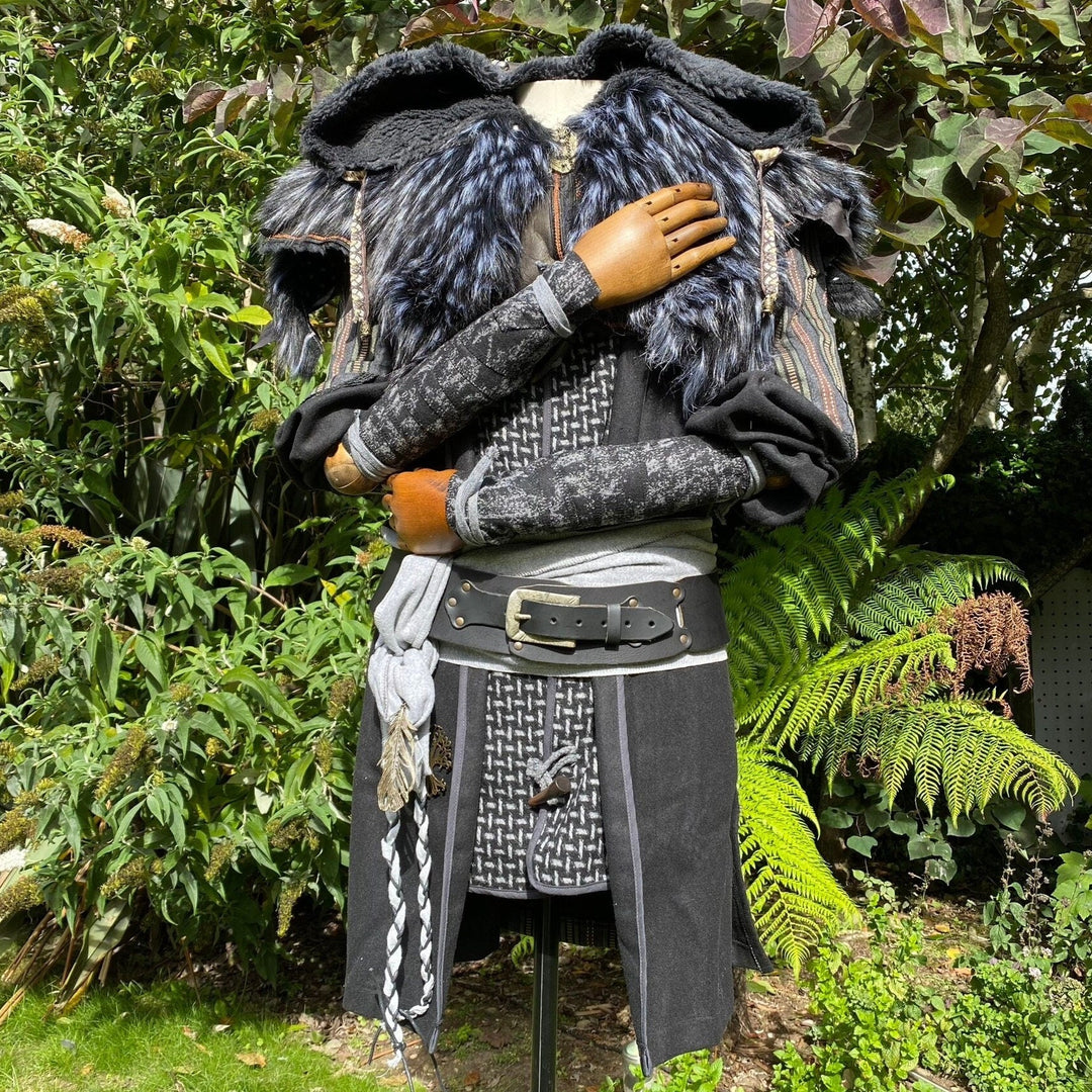 Set of Medieval LARPing Arm Wraps. They are coloured Grey and Black and made out of a Wool mixture.