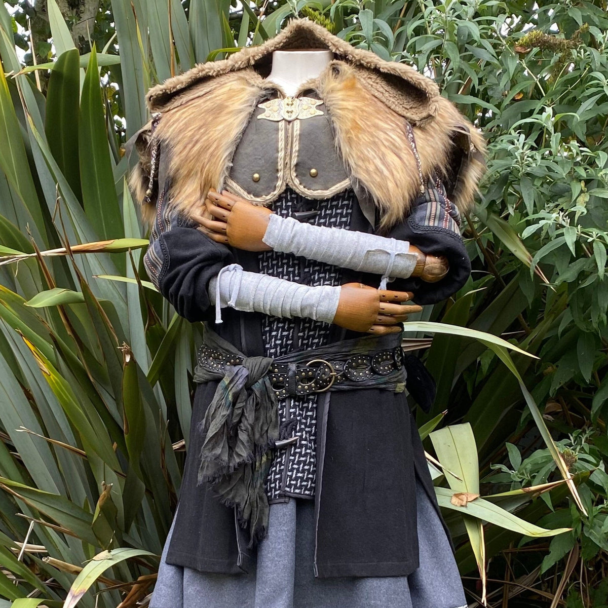 Set of Medieval LARPing Arm Wraps. They are coloured Light Grey and made out of a Herringbone.