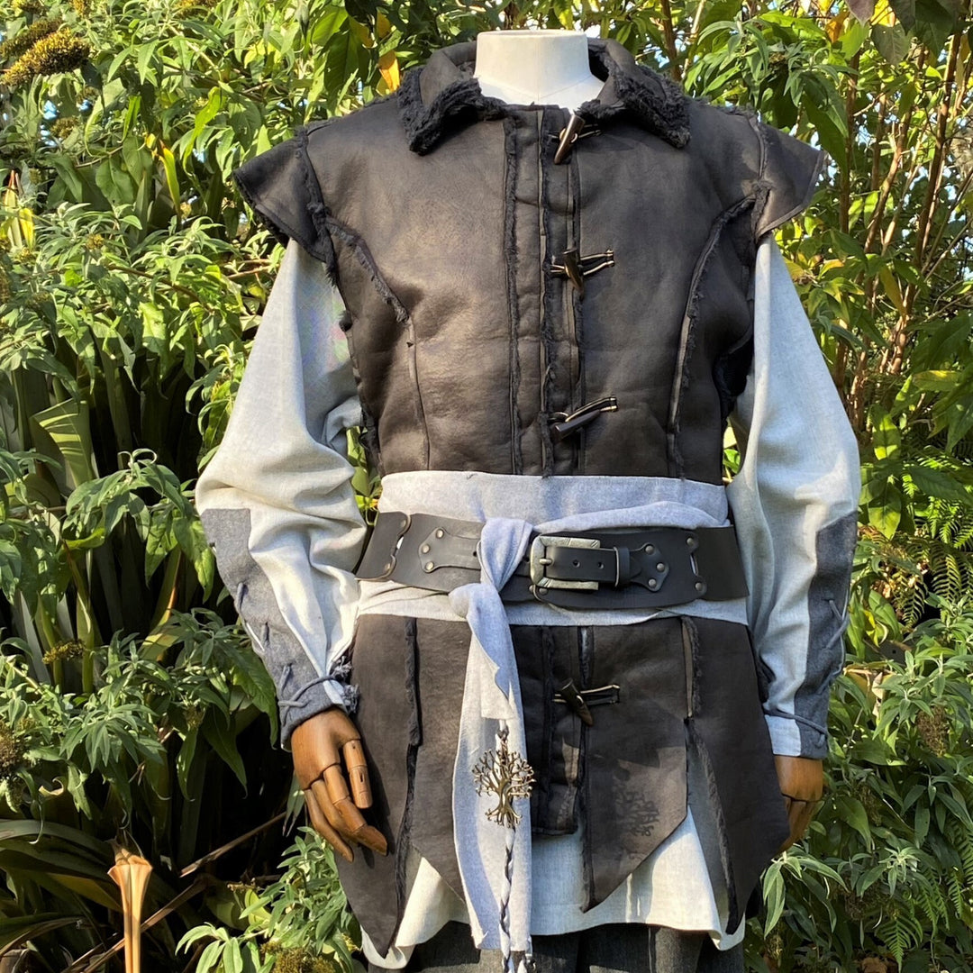Light grey medieval sash and black leather belt on tunic, LARP style.