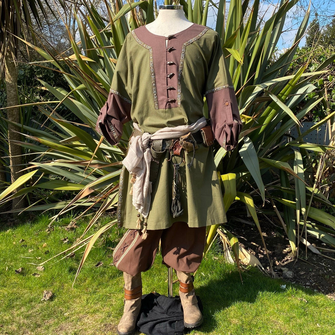 LARP medieval tunic in green-brown, layered belts.