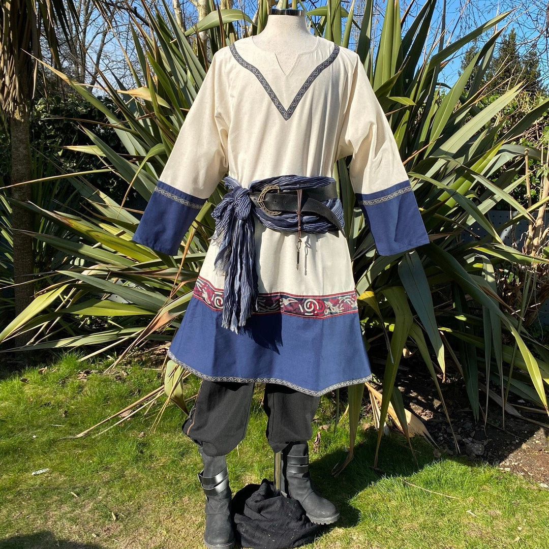 Medieval LARP tunic with belt, white-blue.