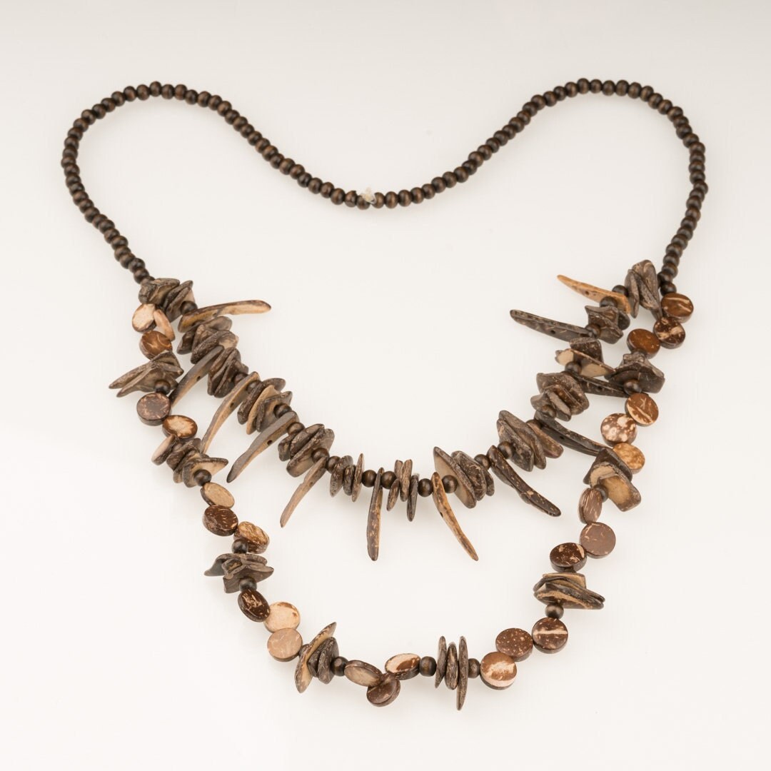 Double strand necklace with tooth detail for LARP.
