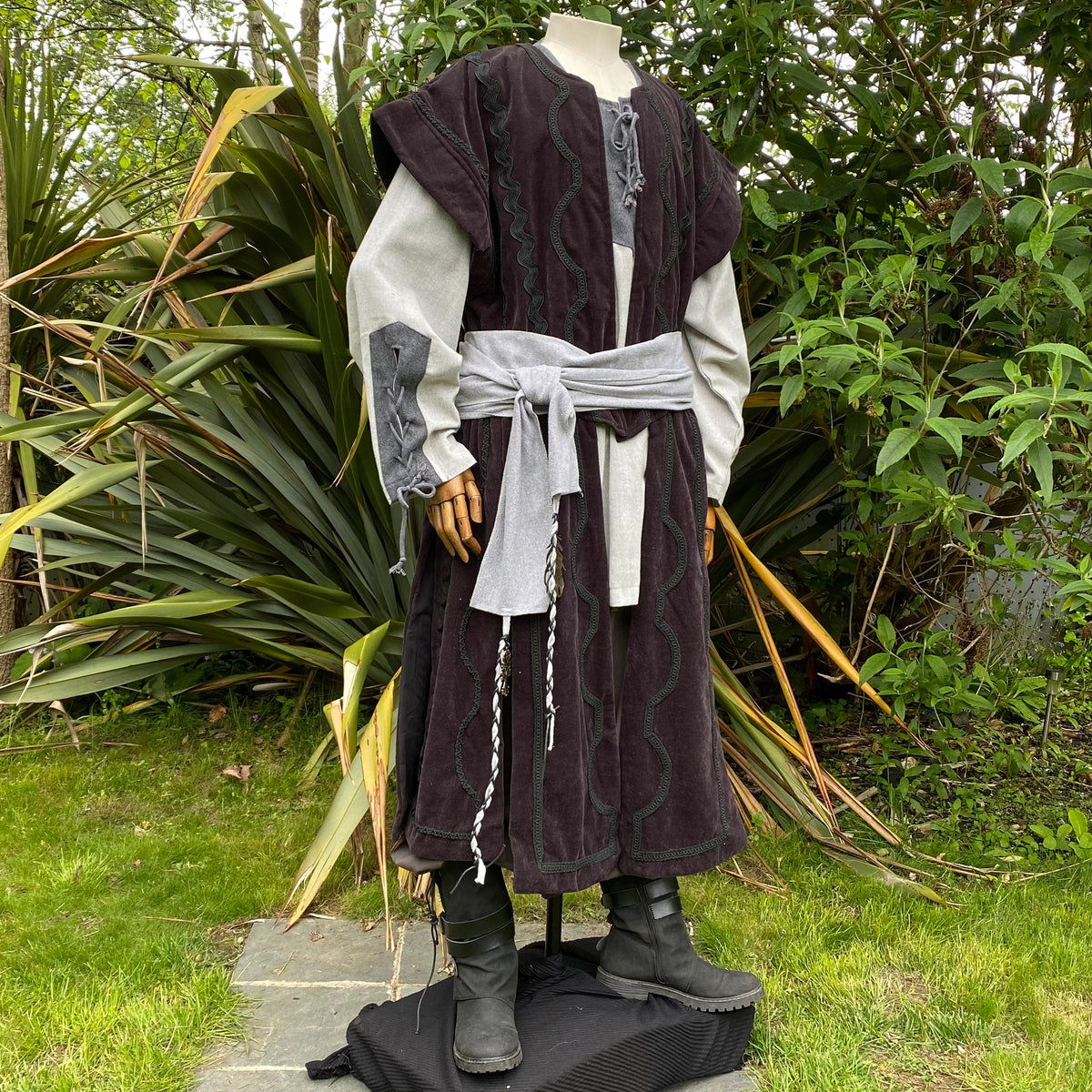 Mannequin in druid LARP waistcoat, grey suede effect, ornate design.
